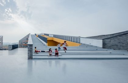 120-Division School | WAU Design