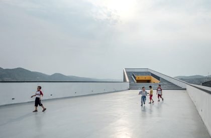 120-Division School | WAU Design