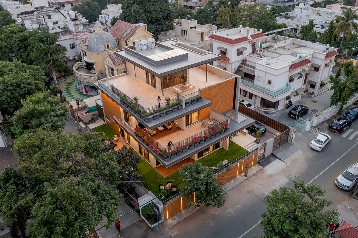 NRI Bungalow at Thaltej | Prashant Parmar Architect – Shayona Consultant