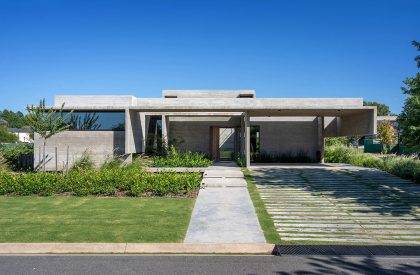 Tres Patios House | Besonias Almeida arquitectos