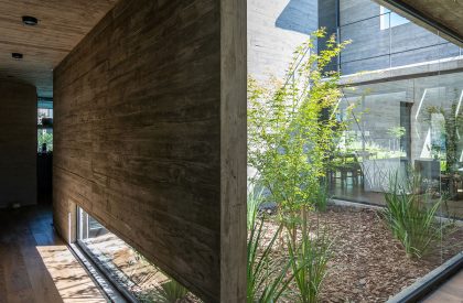 Tres Patios House | Besonias Almeida arquitectos