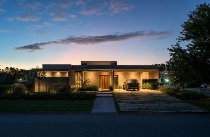 Tres Patios House | Besonias Almeida arquitectos