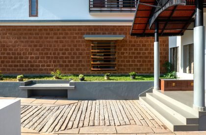 Thira | Nestcraft Architecture