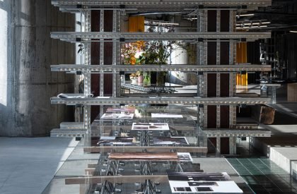 889GLO Art Space | SpActrum