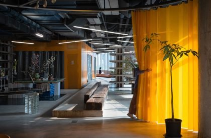 889GLO Art Space | SpActrum