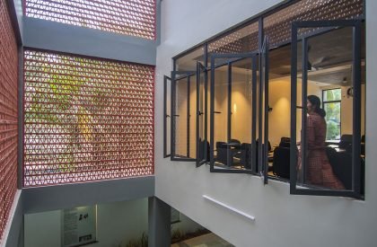 AKG Bhavan | De Earth Architects