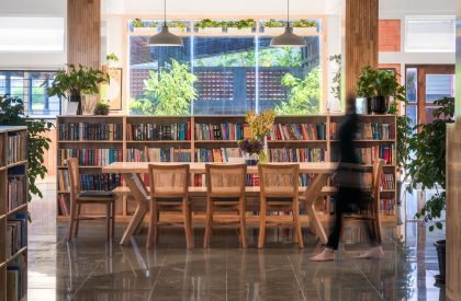 Children’s Library for a Montessori School | Atelier ARBO