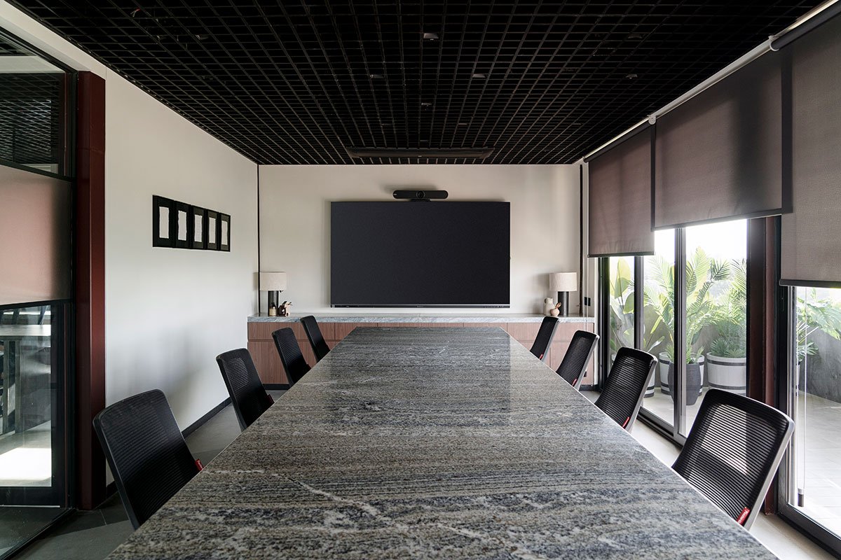 Ironside | Studio Dashline