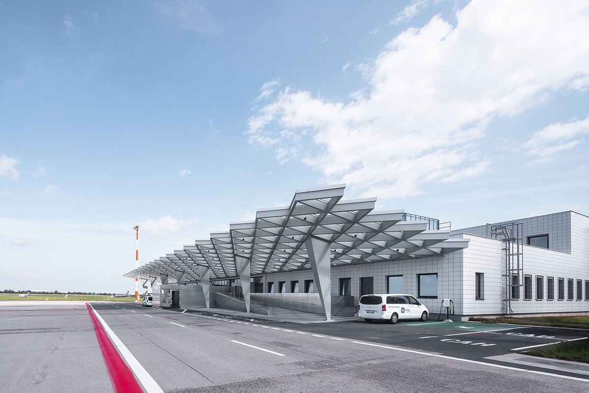 Prague Airport Terminal 3 | ra15