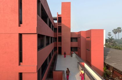 Red Vessel | ROOMOOR