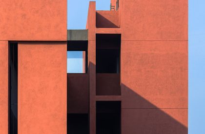 Red Vessel | ROOMOOR