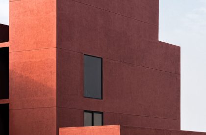 Red Vessel | ROOMOOR