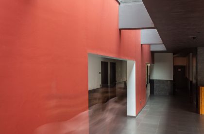 Red Vessel | ROOMOOR