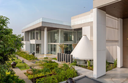 Shwet Villa | The Grid Architects