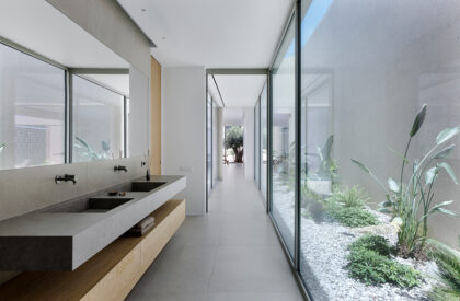 The Slot House | Katerina Valsamaki Architects