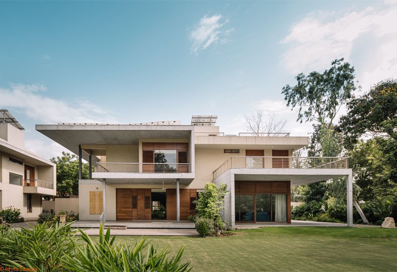 Twin House | Andblack Studio + Modo Design