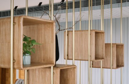 House of Curves | andblack design studio