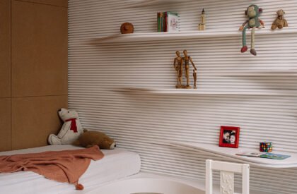 House of Curves | andblack design studio