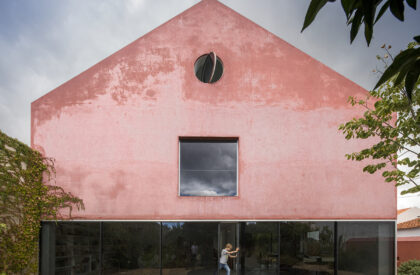 Red House | Extrastudio