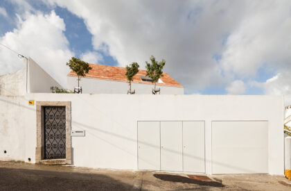 Three Courtyard House | Extrastudio