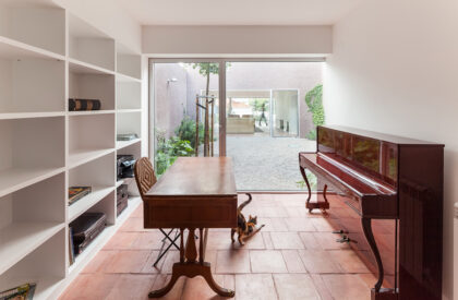 Three Courtyard House | Extrastudio
