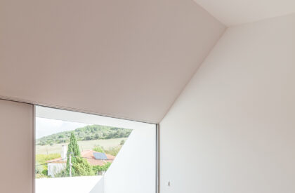 Three Courtyard House | Extrastudio