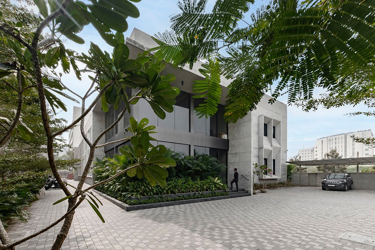 Accur8 | EssTeam Design Services LLP