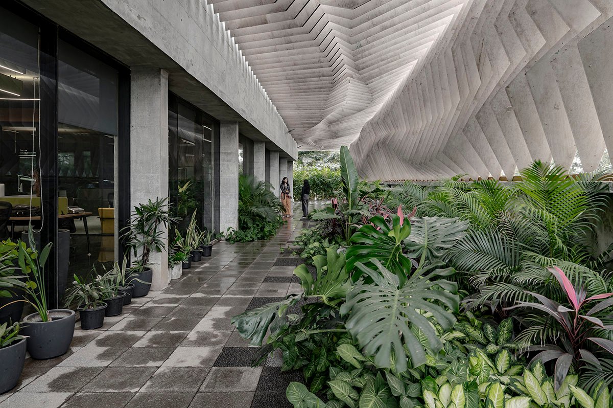 Accur8 | EssTeam Design Services LLP