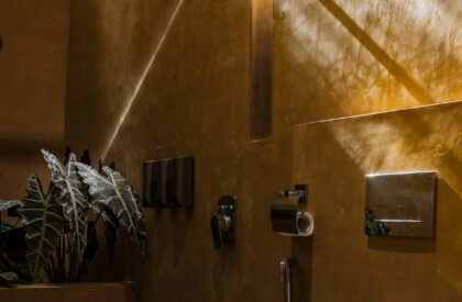 Earth’s Embrace | Raving Dots Studio