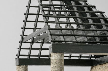 Den talamh | Fuinneamh Workshop Architects