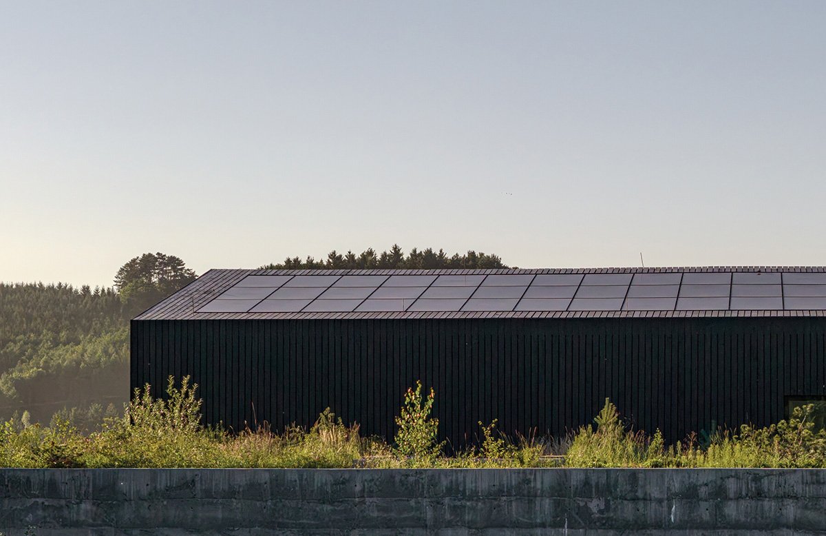 Janošík Headquarters and Showroom | Jakub Janošík