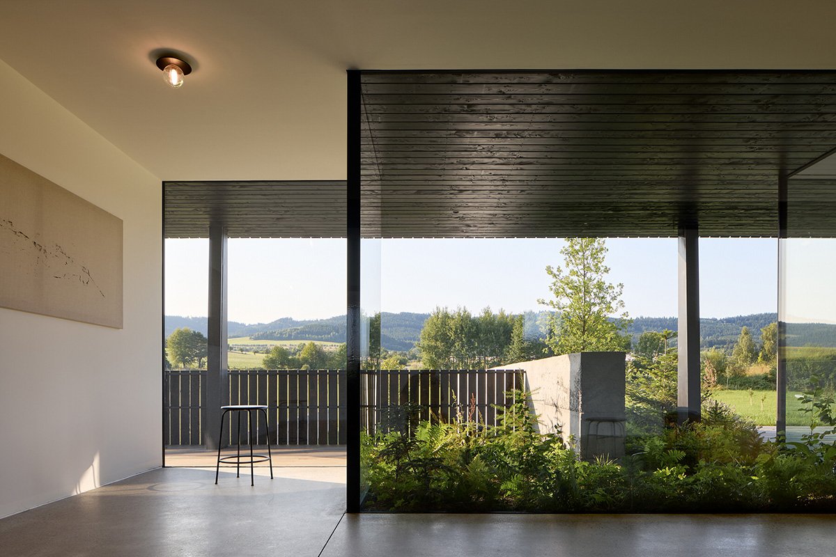 Janošík Headquarters and Showroom | Jakub Janošík