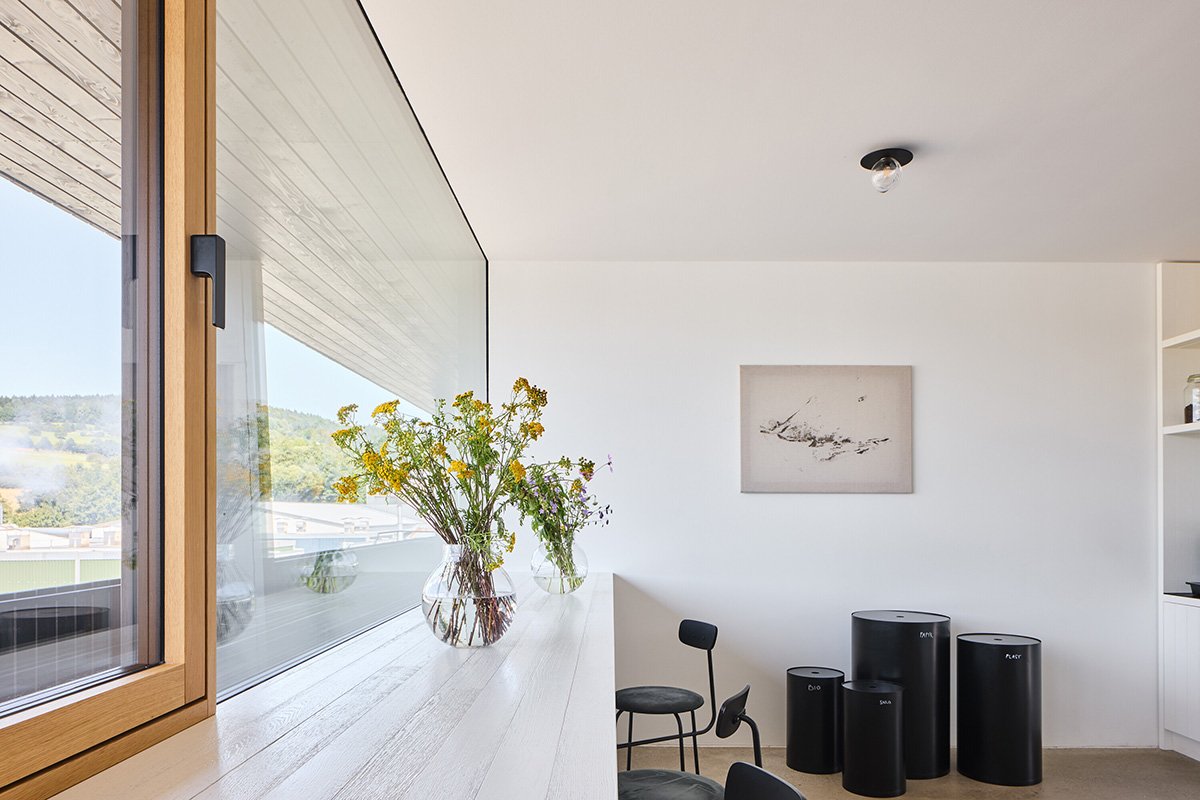 Janošík Headquarters and Showroom | Jakub Janošík