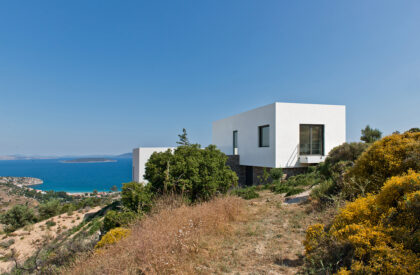 NAFPLIOBLU – Vacation House in Tolo | Katerina Valsamaki Architects