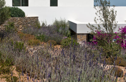 NAFPLIOBLU – Vacation House in Tolo | Katerina Valsamaki Architects
