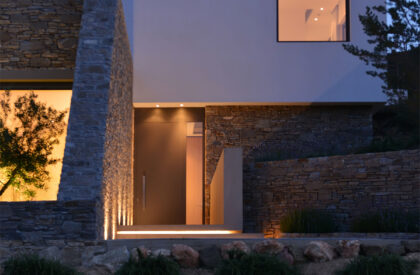NAFPLIOBLU – Vacation House in Tolo | Katerina Valsamaki Architects