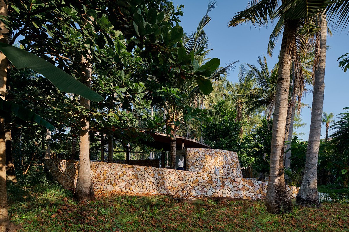 Coconut Yoga Garden | RAD+ar