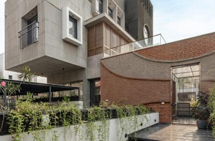Harshaangan: A House for Gardens | Aangan Architects