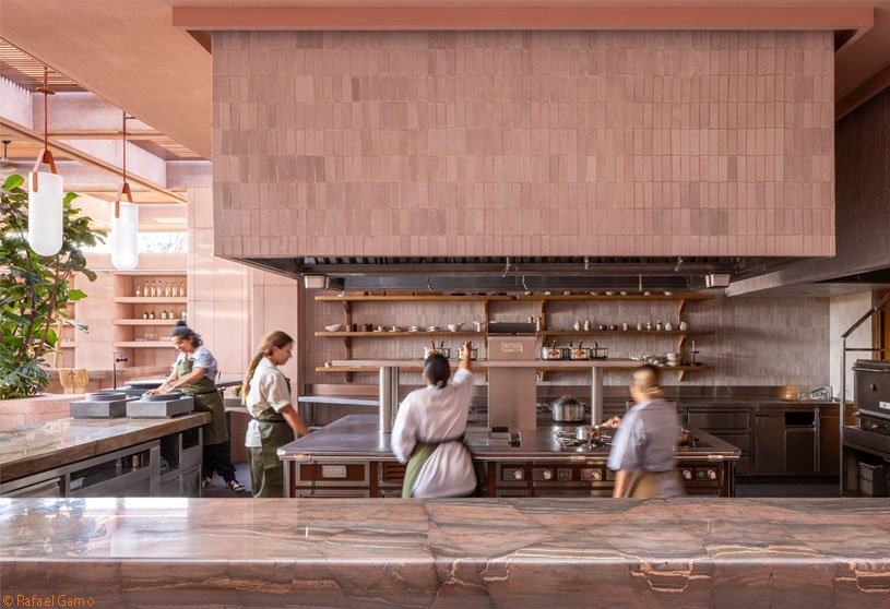 Rubra | Ignacio Urquiza + Ana Paula de Alba