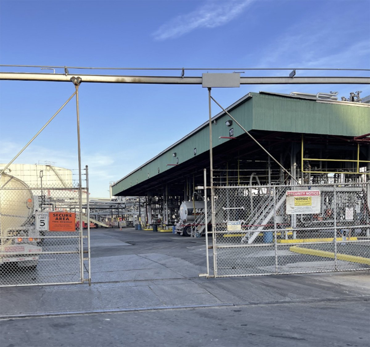 Shelled Audiokinesis: Sensory Architecture and Acoustic Urban Design at Newtown Creek | Bachelor’s Design Project