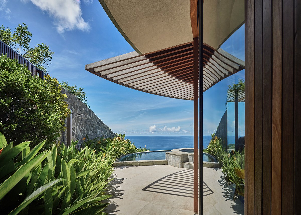 Nyrenstone Estate | Alexis Dornier