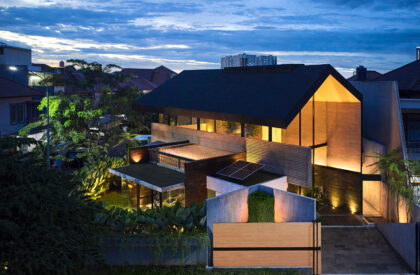 Bernaung House | RAD+ar