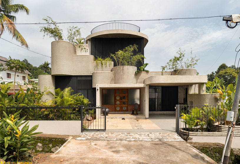 TropiBox Kochi | TAB/Tropical Architecture Bureau