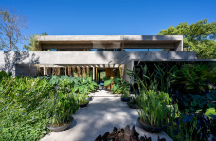 Leloir House | Besonias Almeida Arquitectos