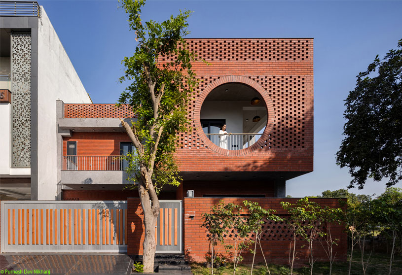 Red Brick House | Aura Architecture Studio