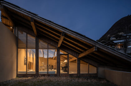 Songtsm Travel Hotel Jiuzhai | Thinking Design