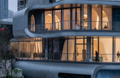 Upper Riverside Experience Center | aoe architects