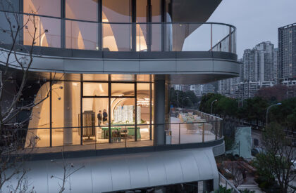 Upper Riverside Experience Center | aoe architects