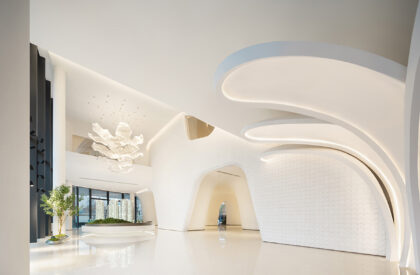 Upper Riverside Experience Center | aoe architects