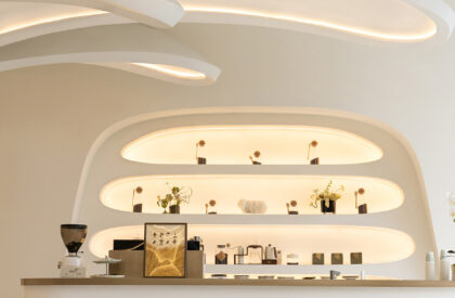 Upper Riverside Experience Center | aoe architects